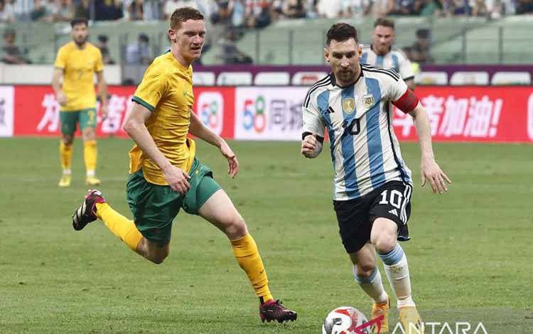 Fans Berat Messi di Beijing Disel Dilarang Nonton Bola Setahun