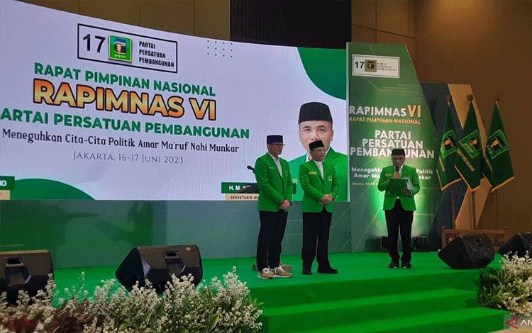 Ketua Umum PPP akan Sodorkan Duet Ganjar-Sandi ke KIB