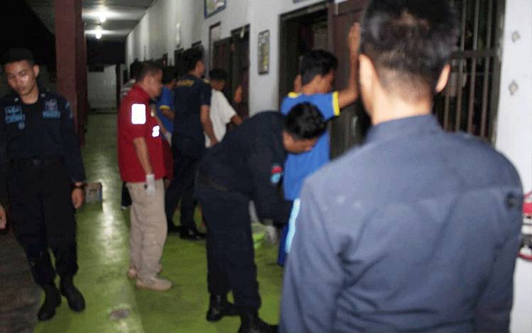Rutan Tamiang Layang Razia Insidental di Hunian Warga Binaan, Ini yang Ditemukan