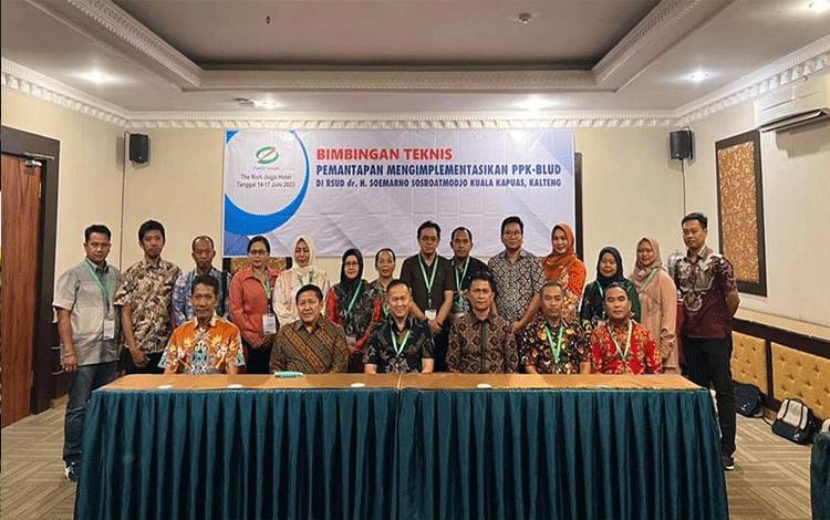 Tim RSUD Kapuas Ikuti Bimtek Pengelolaan Keuangan BLUD