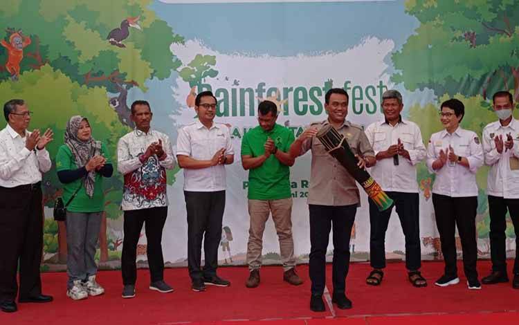 Pemko Palangka Raya dan BNF Kenalkan 3 Tipe Hutan