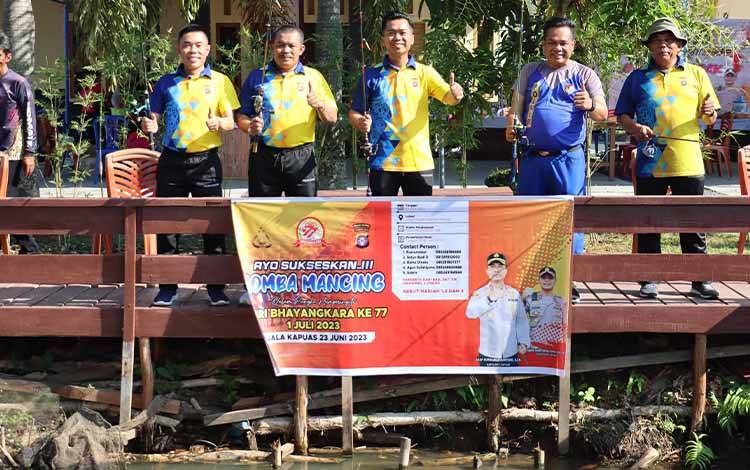 Lomba Mancing Ikan Antarpersonel Polres Kapuas Meriahkan HUT ke-77 Bhayangkara