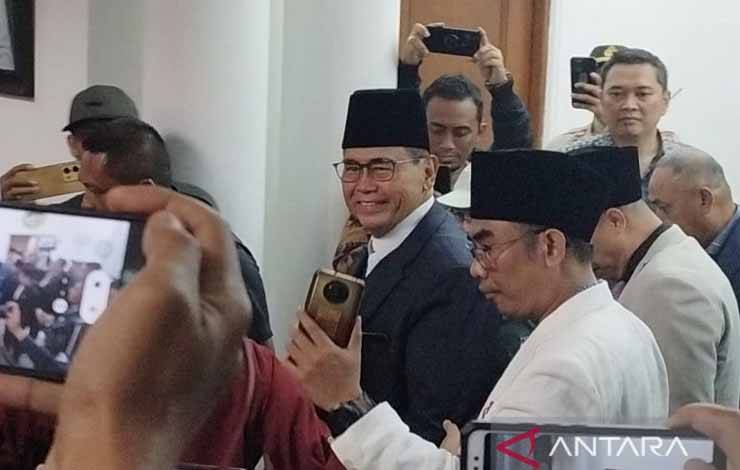 Pimpinan Ponpes Al-Zaytun hadir ke Gedung Sate temui tim investigasi