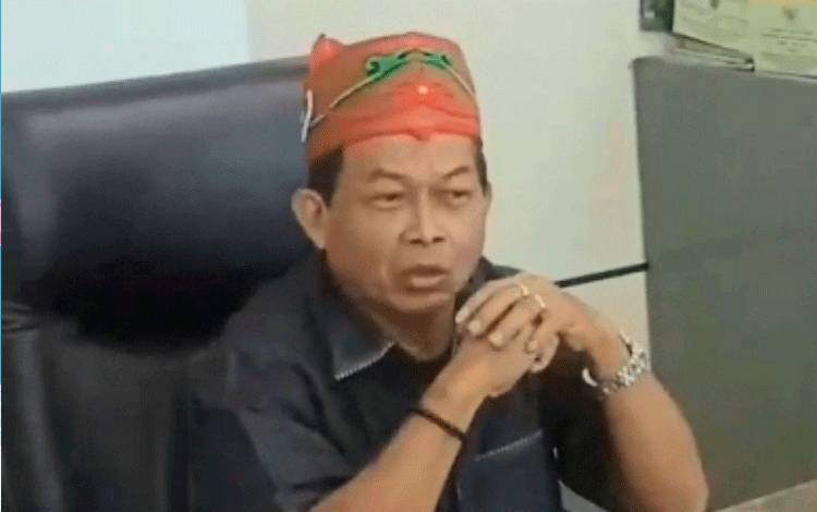 Anggota Komisi IV DPRD Kalteng, Henry. (FOTO: DONNY D)