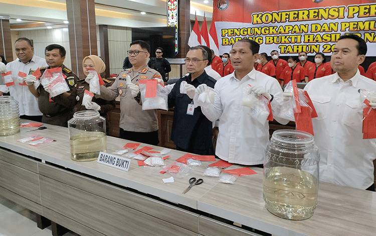 Polda Kalteng Sita Barbuk Sabu Sebanyak 14,1 Kilogram Hanya Dalam Waktu 6 Bulan