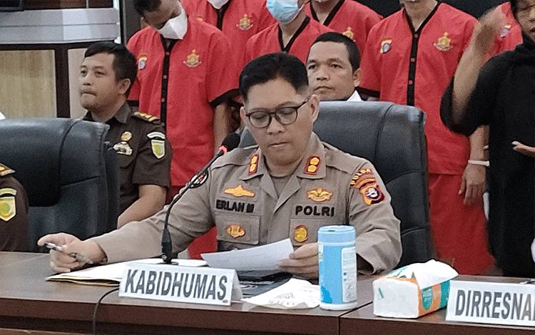 Kabid Humas Ajak Masyarakat Saring Sebelum Sharing untuk Cegah Informasi Hoaks