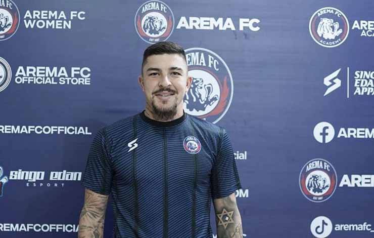 Gelandang Asal Brazil Charles Raphael Gabung Arema FC