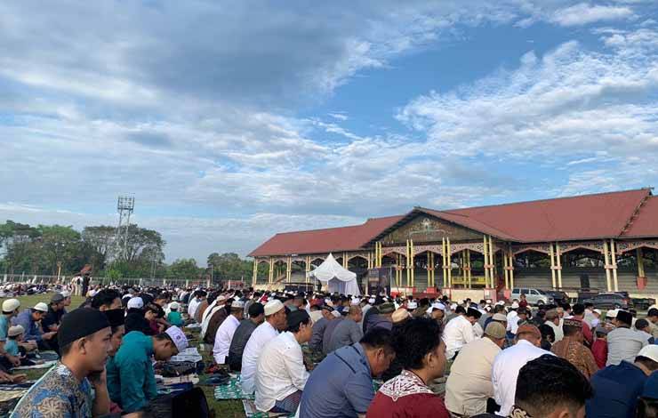 Umat Muhammadiyah Padati Lapangan Sanaman Mantikei Gelar Salat Idduladha 1444 H