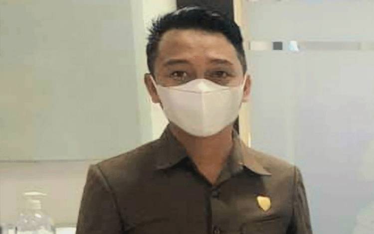 Gandeng Lembaga Adat untuk Merealisasi Hak Masyarakat dari Perusahaan