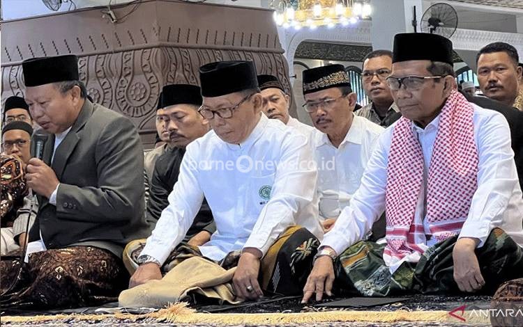 Mahfud MD Berkhotbah Utamakan Persaudaraan di Tahun Politik