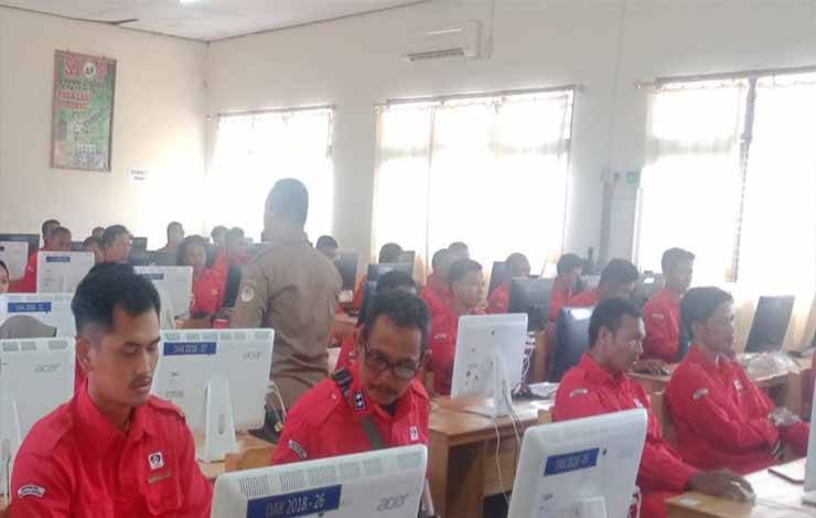 Manggala Agni Kalimantan II Kapuas Bekali?Anggotanya Kemampuan Gunakan Komputer