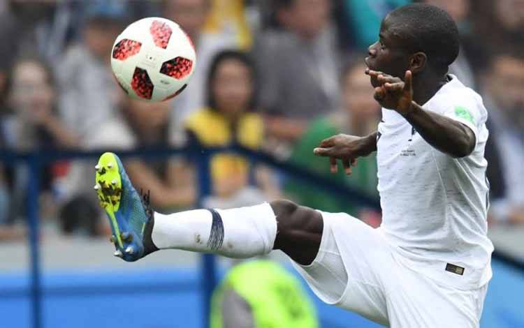 N'Golo Kante Resmi Beli Klub Belgia Royal Excelsior Virton