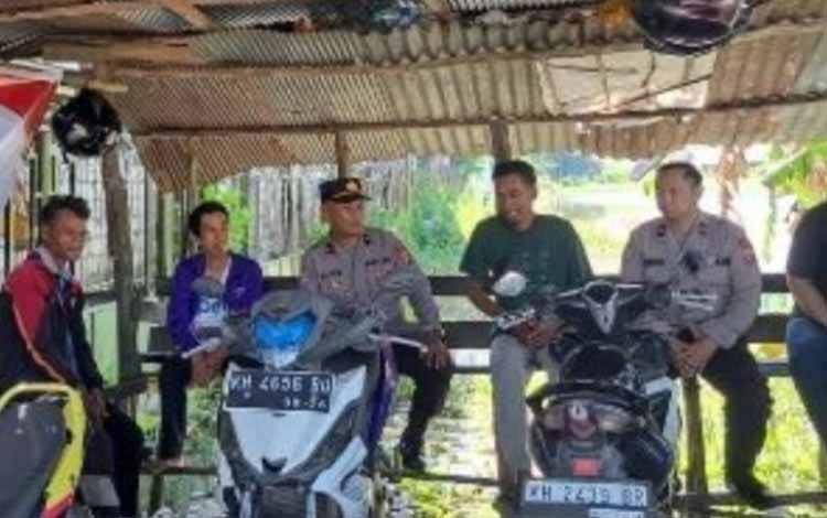 Program Jumat Curhat, Polres Kapuas Bersilaturahmi Dengan Komunitas Ojek
