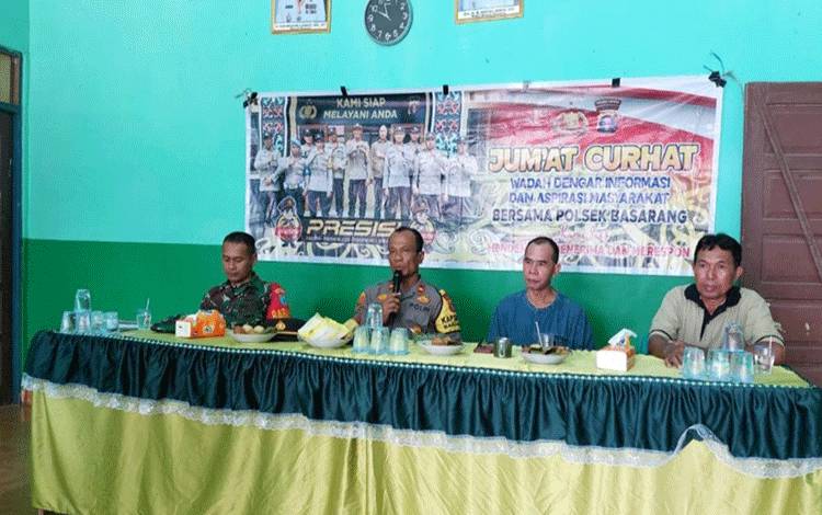 Gelar Jumat Curhat di Desa Batu Nindan, Polsek Basarang Serap Informasi dan Aspirasi Warga