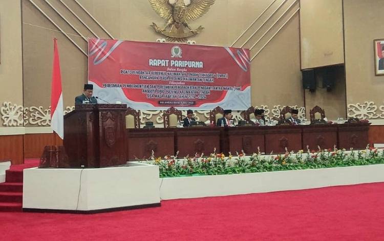 Rapat Paripurna ke 4 Masa Persidangan II Tahun Sidang 2023 dengan agenda mendengarkan pidato pengantar Gubernur Kalteng terhadap 4 Raperda, Selasa, 4 Juli 2023. (FOTO: DONNY D)