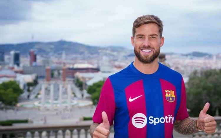 Martinez tak Khawatir Lawan Pelajari Garis Pertahanan Tinggi Barcelona