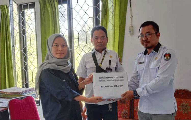 KPU Kapuas Distribusikan DPT Pemilu 2024 ke Desa/Kelurahan