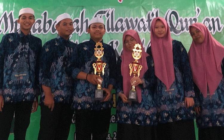 Jadi Kafilah Kecamatan Selat, Sejumlah Siswa MAN Kapuas ini Raih Juara MTQ Tingkat Kabupaten