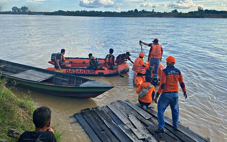 BPBD Pulang Pisau : Pencarian Korban Hilang Dilanjutkan Besok Hari