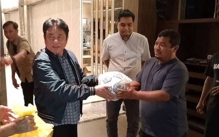 Ini Upaya H Abdul Rasyid AS Pacu Perkembangan Sepakbola di Kobar