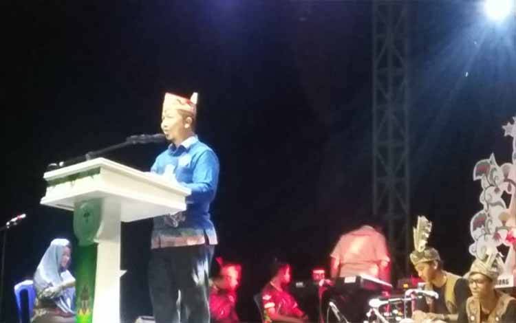 Begini Harapan Ketua Lembaga Pengembangan Tandak Intan Kaharingan saat Pembukaan FTIK VIII Petak Bahandang