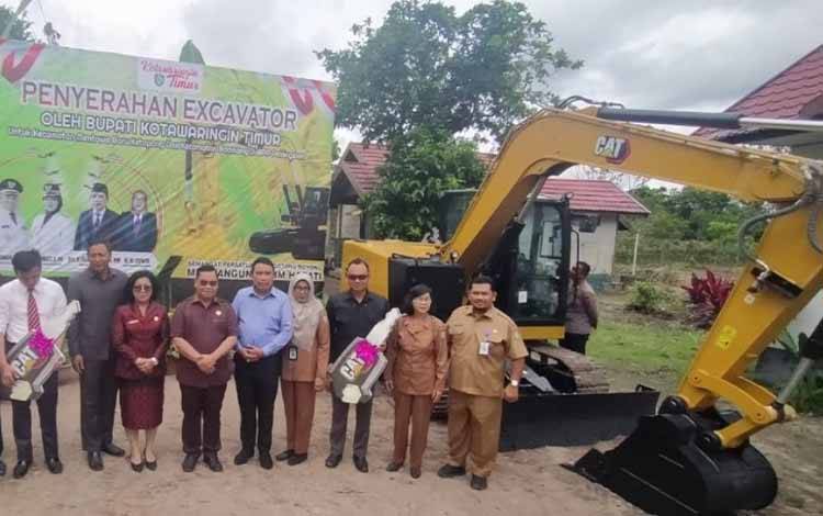 Bantuan Alat Berat di Kotim Dinilai Belum Dirasakan Manfaatnya