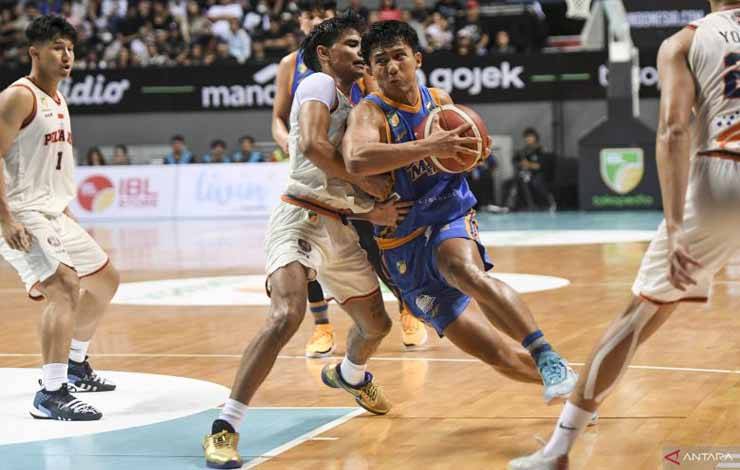 IBL Larang Kapten Satria Muda Hardianus Lakudu Tampil pada 3 Laga