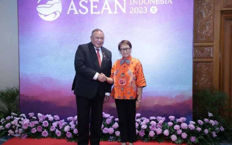 Menlu RI, Timor Leste Sepakat Selesaikan Isu Perbatasan
