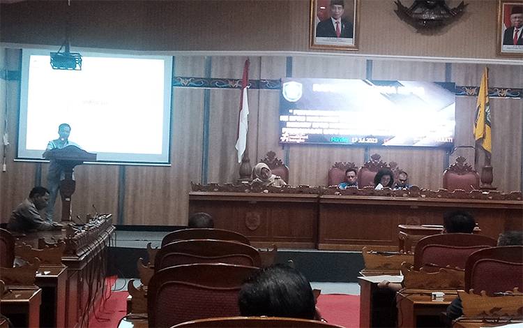 Bapemperda DPRD Kotim Sampaikan Hasil Pembahasan Raperda Penanggulangan Kebakaran dan Penyelamatan?