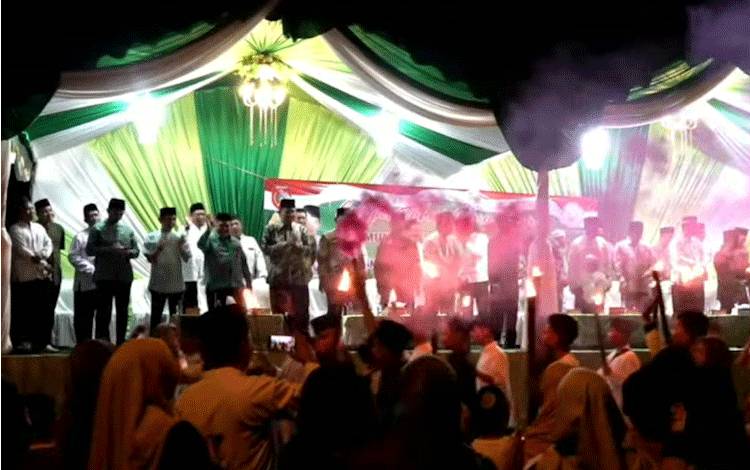Pawai Tanglong Meriahkan Malam 1 Muharram 1445 H di Kobar