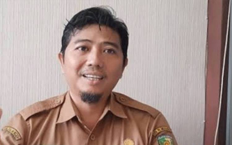 Plt Kepala Dispursip Palangka Raya, Fauzi Rahman. (FOTO: HENDRI)