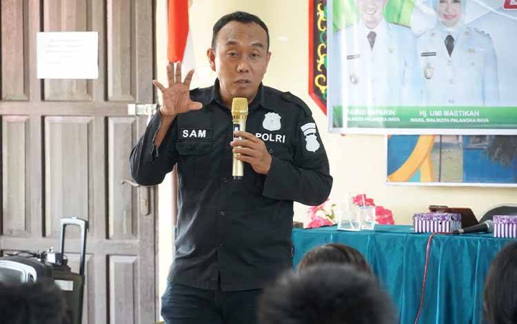 Cak Sam Ajak Pelajar Cegah Hoaks