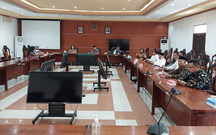 Sekretariat DPRD Kapuas Terima Kunker DPRD HSU, Sharing Peran Dewan Terkait Ini