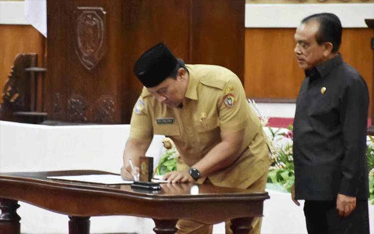 Pemprov-DPRD Kalteng Sepakati Raperda Pertanggungjawaban APBD 2022