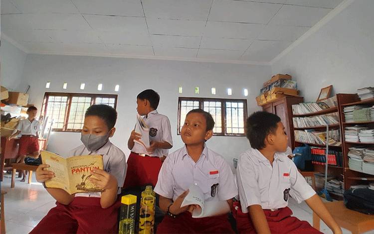 SDN 9 Langkai Terbakar, Begini Kondisi Belajar Mengajar