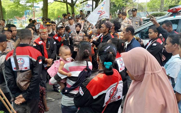 Tak Dilibatkan Dalam Serap Aspirasi, SBN Gelar Aksi Damai