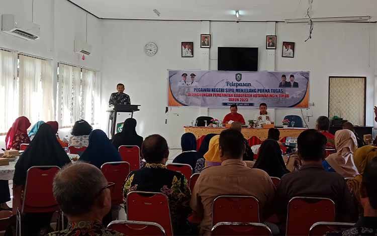47 PNS di Kotim Purna Tugas