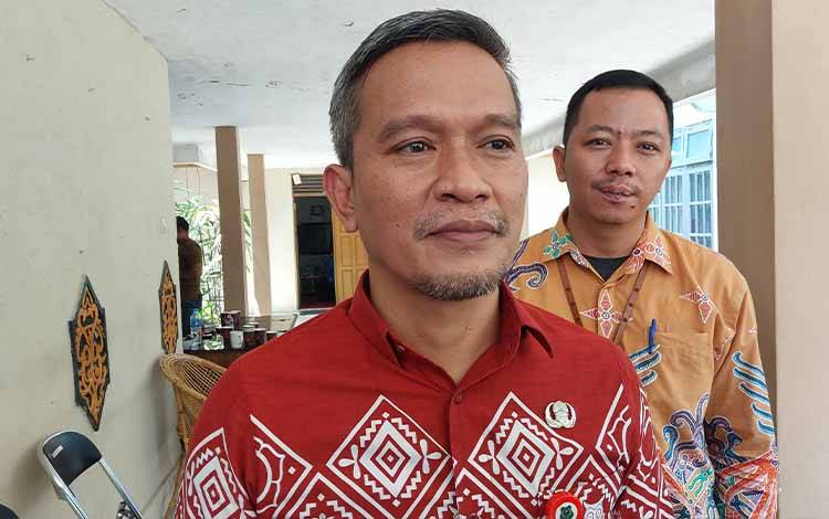 Kepala DPMD Kapuas, Budi Kurniawan. (FOTO: DODI)