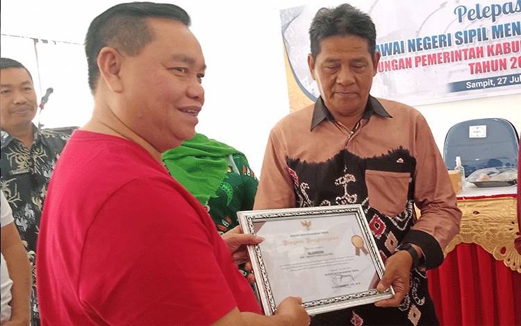 Bupati Kotim: PNS Kita Memang Kurang, Tapi...