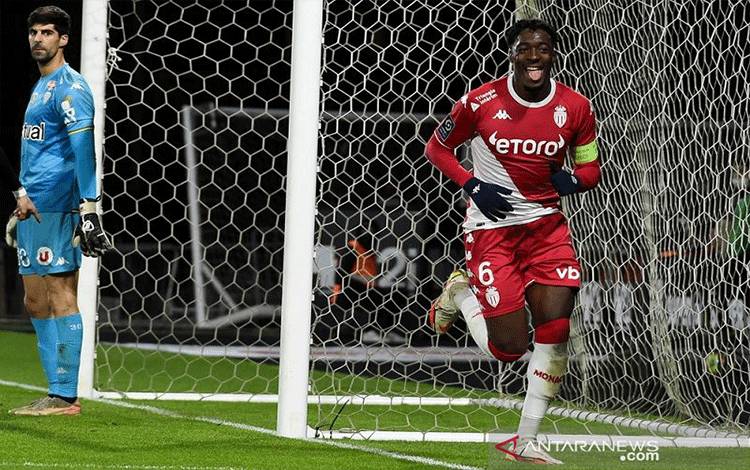 Chelsea Dikabarkan Capai Kesepakatan Datangkan Axel Disasi