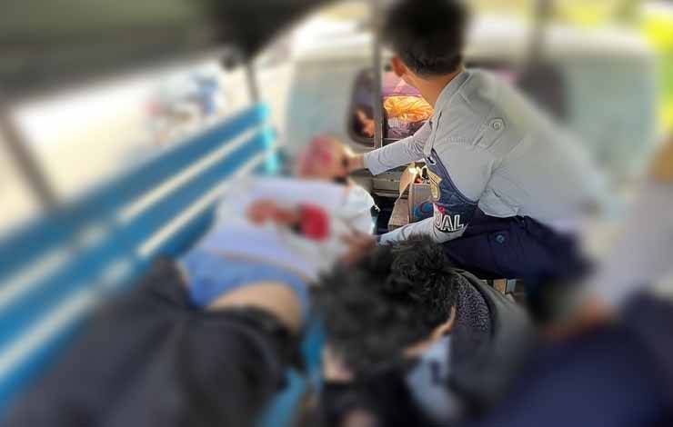 Jupiter Z1 Versus Scoopy, Seorang Pengendara Bersimbah Darah di Jalan Soekarno
