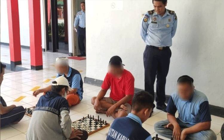 Sambut Hari Kemerdekaan, Rutan Kuala Kapuas Gelar Lomba Catur Antar WBP?
