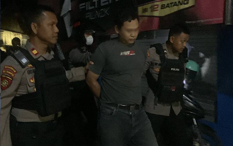 Beli Sabu, Tiga Pria Diamankan Ditsamapta Polda Kalteng di Puntun