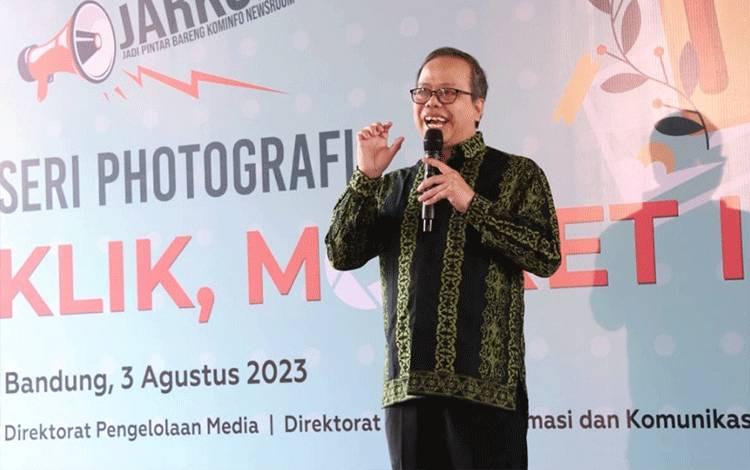Nursodik Gunarjo Ingatkan Aktualitas Foto Jurnalistik