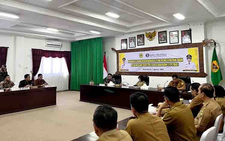 Audiensi dan Koordinasi Tim Percepatan dan Perluasan Digitalisasi Daerah atau TP2DD Kabupaten Gunung Mas pada Selasa, 1 Agustus 2023 lalu di Kantor Bupati Gunung Mas, Kuala Kurun. (FOTO: Rilis Bank Indonesia Provinsi Kalimantan Tengah)