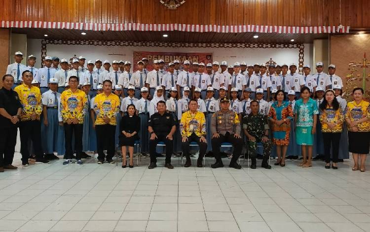 Puluhan Siswa di Gunung Mas Ikuti Pembinaan Calon Anggota Paskibraka