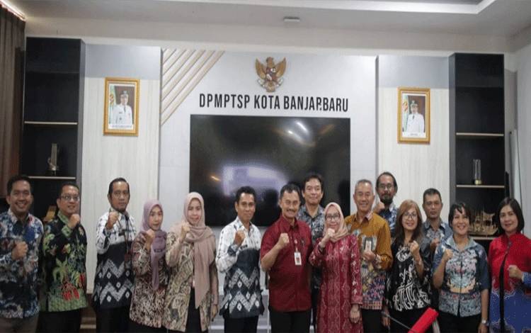 Kunjungan kerja tim Percepatan MPP Palangka Raya ke Banjarbaru, Kalsel. (FOTO: HUMAS)?