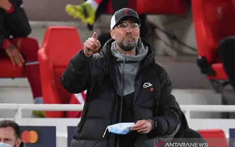 Klopp Siap Berpesta jika Manchester City Kehilangan Gelar Liga Inggris