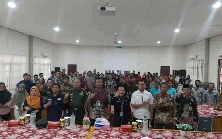 Kepala DPMD Seruyan Buka Sosialisasi Peran Strategis Generasi Muda dalam Ketahanan Masyarakat dan Hak Politik