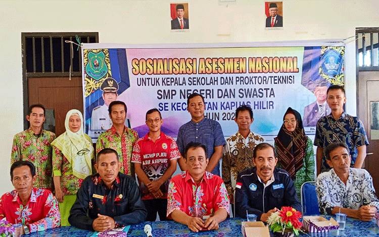 Kepsek dan Proktor SMP dari Empat Kecamatan di Kapuas Ikuti Sosialisasi Tentang ANBK?